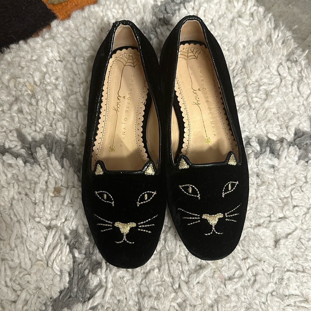 Charlotte Olympia Black Velvet Cat Face Kids Loafers with Gold Embroidery